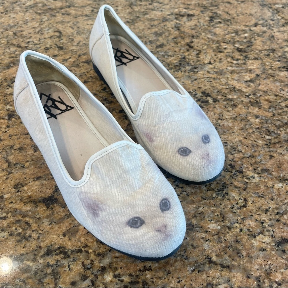 Yru Cat Loafers Slip On Kitten Mules White — image 3 of 8